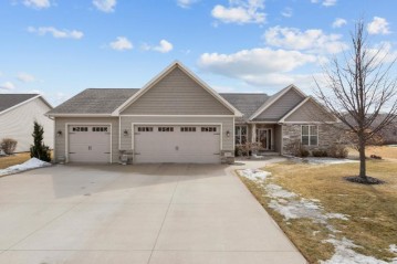 4891 W Corsican Pine Drive, Grand Chute, WI 54913