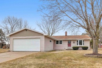 145 Rosemary Drive, Pulaski, WI 54162-9234