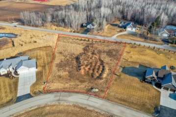 2835 Stone Creek Circle, Suamico, WI 54313