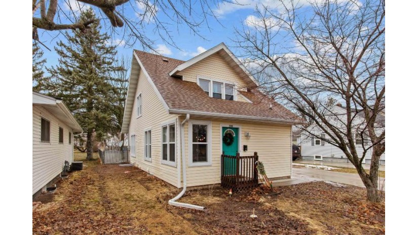 149 Anne Street Clintonville, WI 54929 by Century 21 Ace Realty $129,900