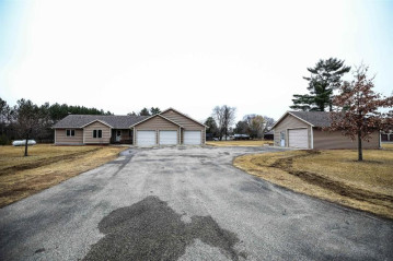 E3998 Bow And Arrow Drive, Waupaca, WI 54981