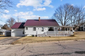 106 W 4th Street, Manawa, WI 54949