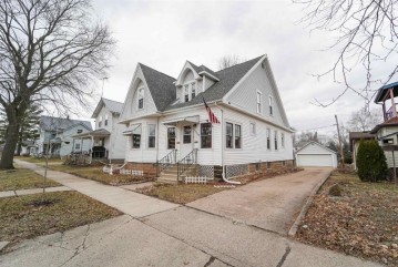 311 E Cook Street, New London, WI 54961