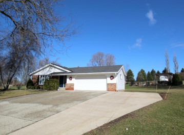 331 E Tweedy Street, Hustisford, WI 53034-9758