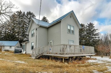 4442 S State Road 213, Orfordville, WI 53576