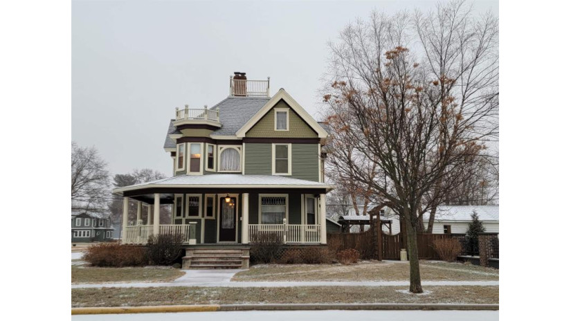 802 1st Center Ave Brodhead, WI 53520 by Real Estate Connections Scw, Llc $318,800