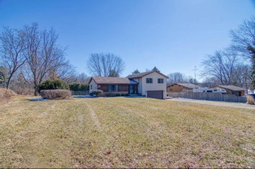 3126 E Dix Dr, Milton, WI 53563