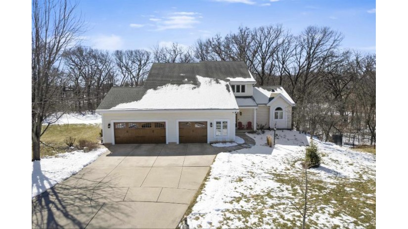 3095 Barrington Hills Ct Fitchburg, WI 53711 by Mhb Real Estate $684,900