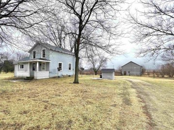 7219 W St Lawrence Ave, Newark, WI 53511-9261