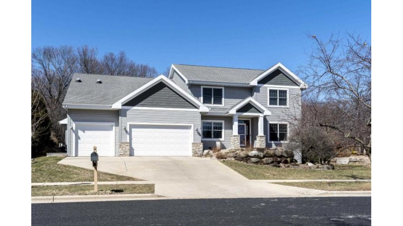3039 Hartwicke Dr Fitchburg, WI 53711 by Sprinkman Real Estate $725,000
