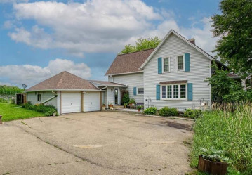 W4788 Carney Rd, Stockbridge, WI 54129