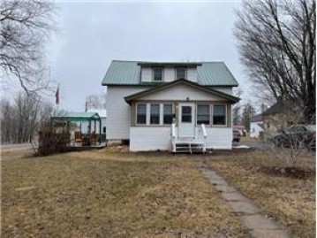 210 4th Ave, Clear Lake, WI 54005