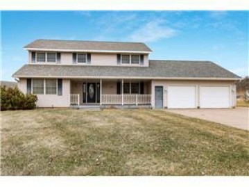 35881 Chestnut St, Independence, WI 54747