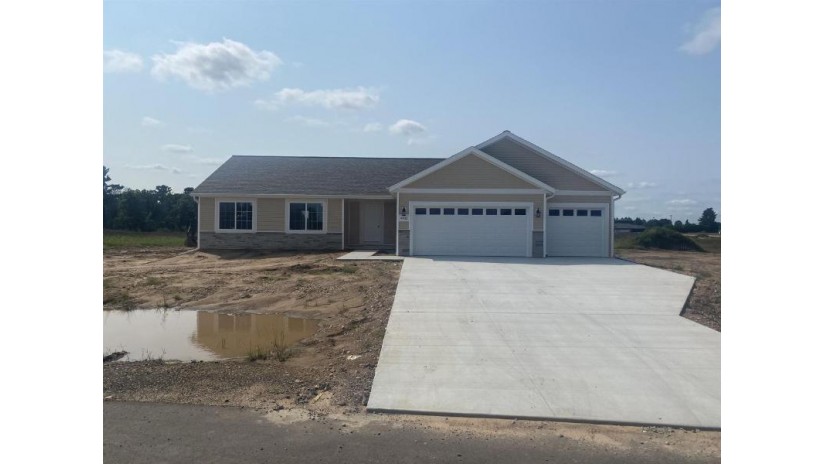 2335 Lensmire Lane Waupaca, WI 54981 by Green Tree, Llc $329,900