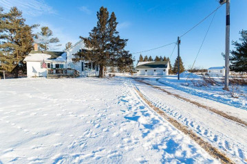 W6444 County Road O, Medford, WI 54451