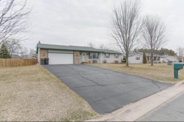 7502 Ryan Amy Drive, Weston, WI 54476