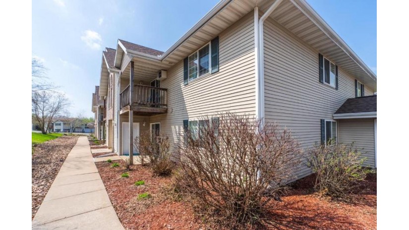 7320 Whitespire Road Unit 8 Rothschild, WI 54476 by Amaximmo Llc - Phone: 715-841-0015 $138,900