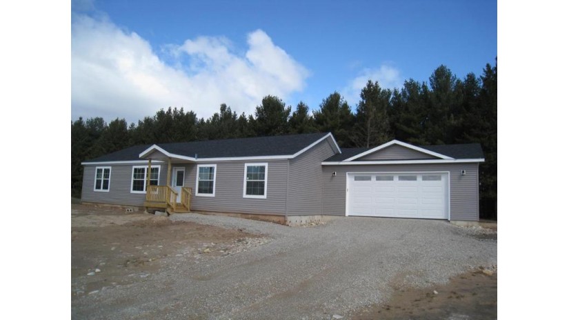 7340 N Summerset Cr Sturgeon Bay, WI 54235 by Action Realty $315,000