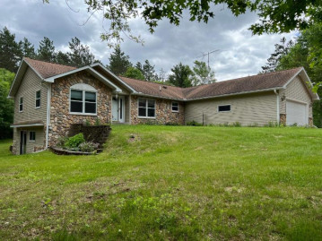 1938 Flying Eagle Dr, Lac Du Flambeau, WI 54538