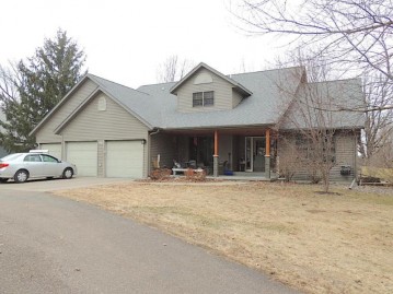 18775 Golf View Dr, Whitehall, WI 54773-0000