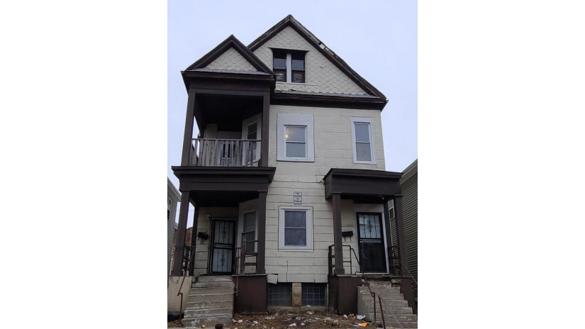2209 N 29th St 2211 Milwaukee, WI 53208 by Root River Realty $89,900