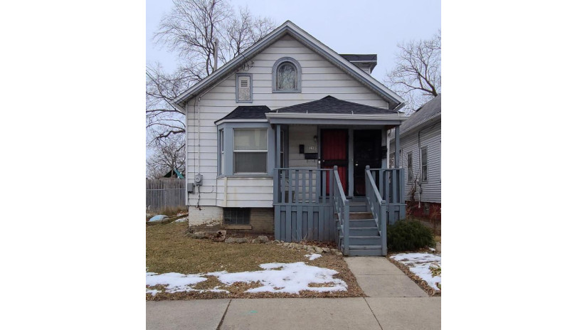 1938 N 24th St Milwaukee, WI 53205 by Root River Realty $47,900