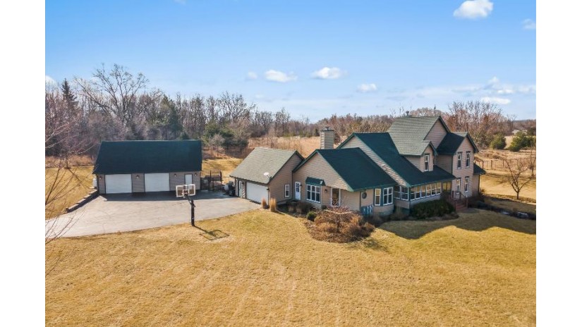 W4655 County Road J Troy, WI 53120 by Realty Executives - Integrity $799,000