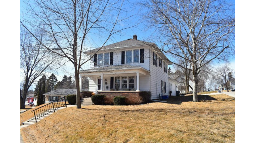 305 Poplar St Sheboygan Falls, WI 53085 by Design Realty, LLC $214,900