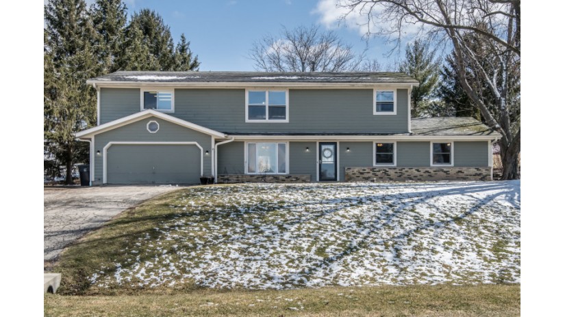 W277S8890 Lakeside Dr Vernon, WI 53149 by Shorewest Realtors $350,000