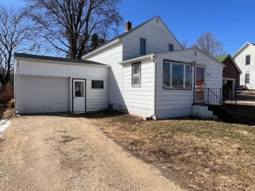 1004 Main St E, Caledonia, MN 55921