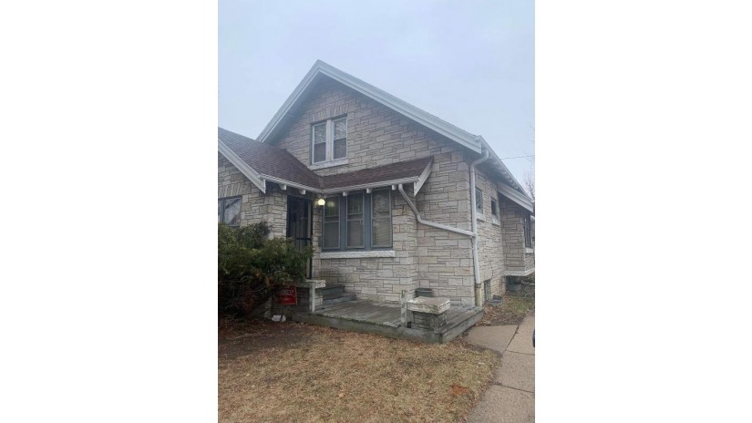 3914 N 20th St Milwaukee, WI 53206 by iDeal Realty $74,999
