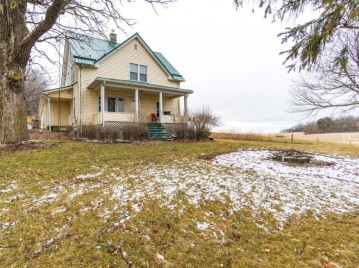 E6858 County Road Y, Viroqua, WI 54665