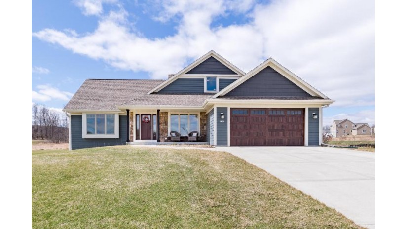 2165 Farmlane Dr Slinger, WI 53086 by Homestead Advisors $549,900