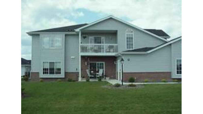 1250 Village Centre Dr 2 Somers, WI 53144 by Bear Realty , Inc. Ken $220,000