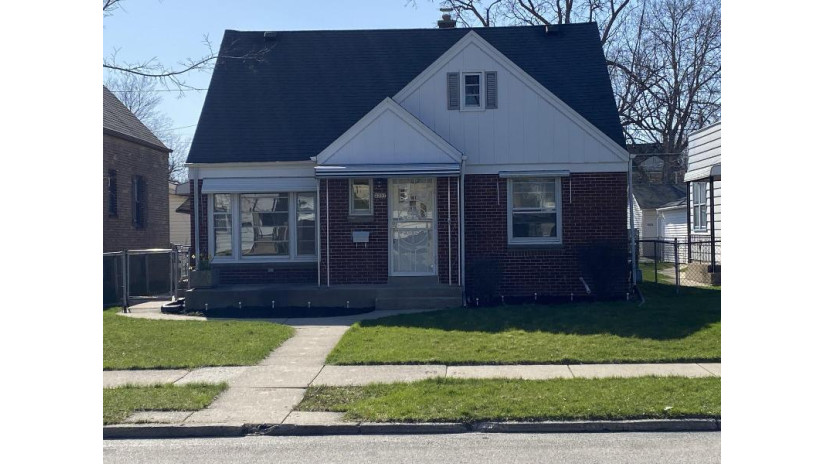 2357 S 55th St West Allis, WI 53219 by Venture Real Estate Group LLC $229,900