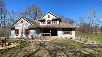 W9188 Wilderness Pl, Oakland, WI 53523