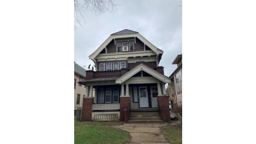 2735 N 41st St Milwaukee, WI 53210 by Realty Executives Integrity~Brookfield $94,900