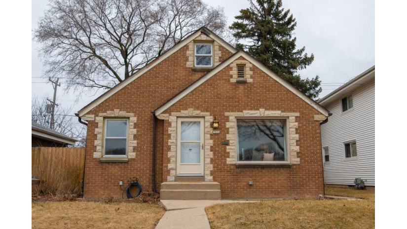 7414 W Derby Pl Milwaukee, WI 53218 by Firefly Real Estate, LLC $174,900