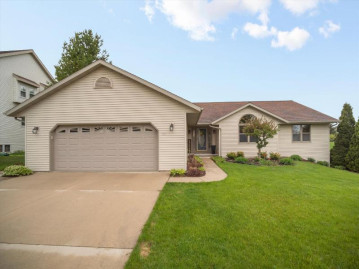 134 Maple Dr, Plymouth, WI 53073