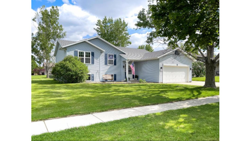 1223 Valleyridge Dr Lake Mills, WI 53551 by RE/MAX Community Realty $305,000