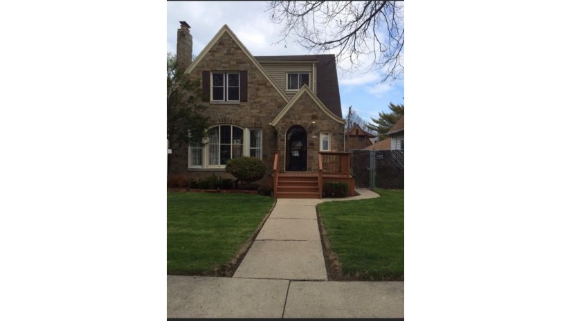 3738 N 42nd St Milwaukee, WI 53216 by Shorewest Realtors $173,500