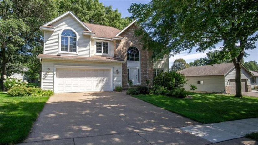 1011 Thompson Altoona, WI 54720 by C & M Realty $359,999