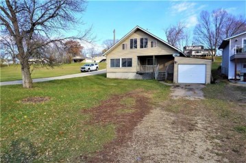 916 1st Street, Pepin, WI 54759