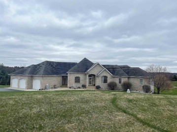 8703 OVERLOOK Drive, Roscoe, IL 61073