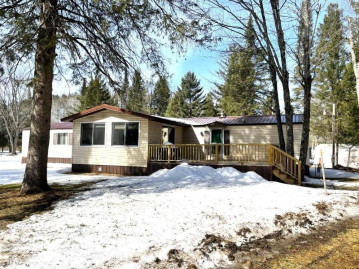 13235 S Green Lake Lane, Mountain, WI 54149