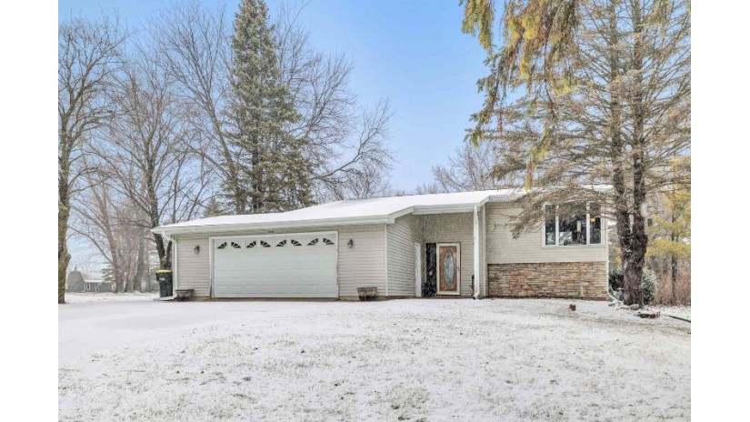 2698 Murray Road Clayton, WI 54956 by Innovative Real Estate $260,000