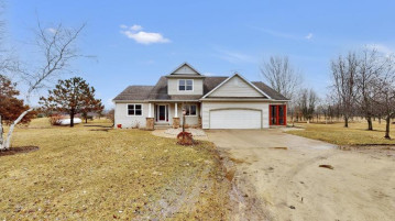 N572 36th Court, Aurora, WI 54923