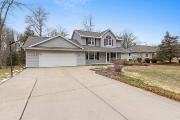 2173 Ives Lane, Suamico, WI 54173