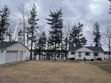 12101 Lakeside Drive, Mountain, WI 54174