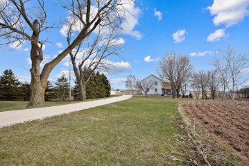 10423 English Lake Road, Liberty, WI 54220